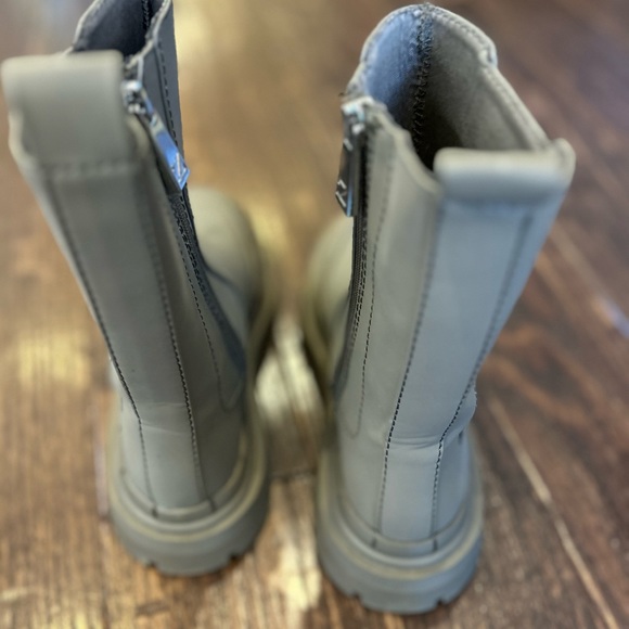 ZARA green rubber lug sole boots Sz 38 - Picture 3 of 5